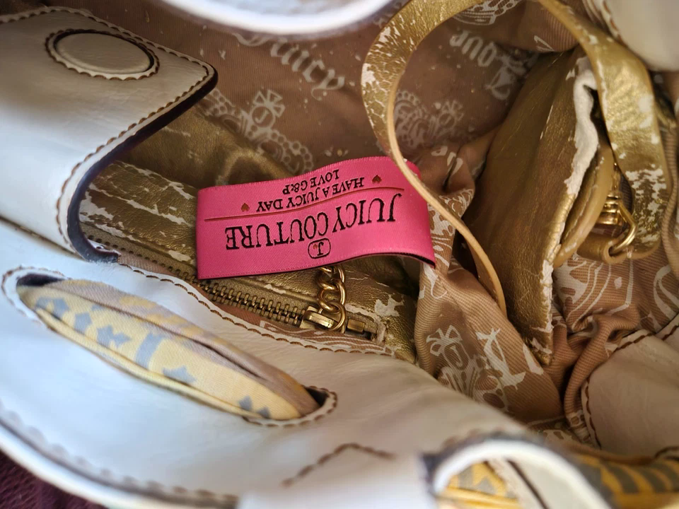 Juicy Couture Vintage Y2K Rare Tan Cream Daydreamer Bag Purse With Daisy Pin