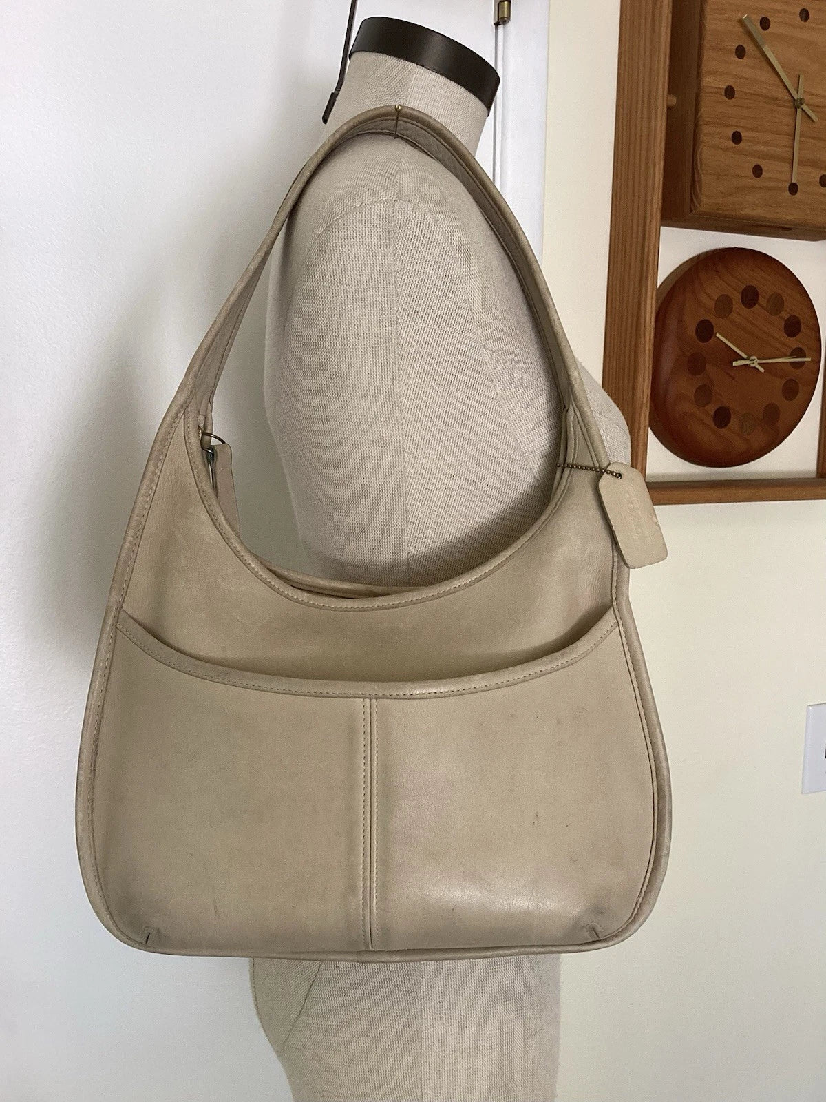 Vintage Coach Ergo Pocket Zip Bag Costa Rica Glove Tanned Leather Shoulder Bag