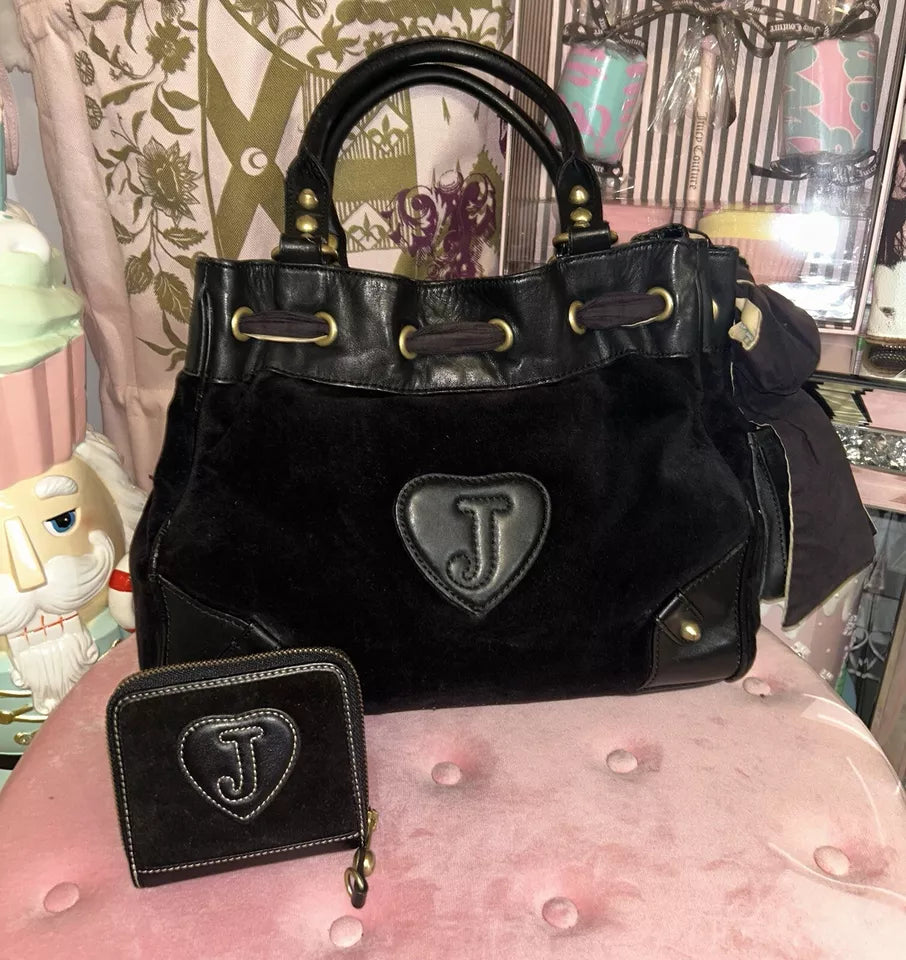 Y2K VINTAGE JUICY COUTURE BLACK VELOUR SCOTTIE DOGS DAYDREAMER BAG WITH WALLET